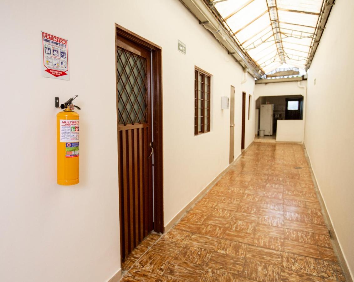 Komodo Alojamiento- Hostal Autoservicio - Ubicado Muy Cerca Al Centro Historico -Habitaciones Con Bano Privado, Wifi , Cama 2X2 Popayan Exteriör bild